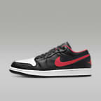 Air Jordan 1 Low Men's Shoes. Nike IN